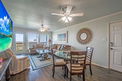 Lake House Lovely condo at BEACHFRONT Beachhead condos. Heated Pool!, , on Gulf of Mexico - Port Aransas in Texas - Lakehouse Vacation Rental - Lake Home for rent on LakeHouseVacations.com