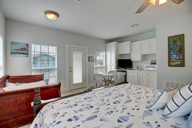 Lake House Sunny Retreat, 2 Heated Pools, Gated Subdivision! Close to the Beach!, , on Gulf of Mexico - Port Aransas in Texas - Lakehouse Vacation Rental - Lake Home for rent on LakeHouseVacations.com