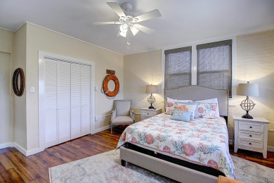 Lake House Cozy condo. Beach Access! Heated Community Pool!, , on Gulf of Mexico - Port Aransas in Texas - Lakehouse Vacation Rental - Lake Home for rent on LakeHouseVacations.com