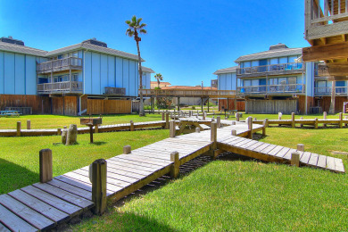 Lake House Cozy condo. Beach Access! Heated Community Pool!, , on Gulf of Mexico - Port Aransas in Texas - Lakehouse Vacation Rental - Lake Home for rent on LakeHouseVacations.com