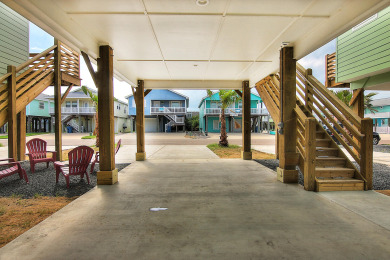 Lake House Island style bungalow. Community Pool! Close to the Beach!, , on Gulf of Mexico - Port Aransas in Texas - Lakehouse Vacation Rental - Lake Home for rent on LakeHouseVacations.com