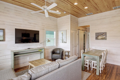 Lake House Island style bungalow. Community Pool! Close to the Beach!, , on Gulf of Mexico - Port Aransas in Texas - Lakehouse Vacation Rental - Lake Home for rent on LakeHouseVacations.com