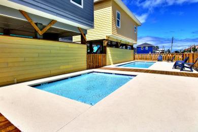 Lake House Island style bungalow. Community Pool! Close to the Beach!, , on Gulf of Mexico - Port Aransas in Texas - Lakehouse Vacation Rental - Lake Home for rent on LakeHouseVacations.com