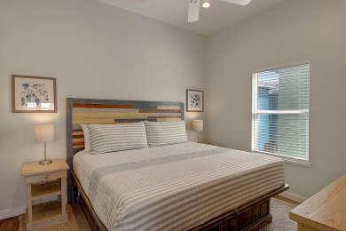 Lake House Island style bungalow. Community Pool! Close to the Beach!, , on Gulf of Mexico - Port Aransas in Texas - Lakehouse Vacation Rental - Lake Home for rent on LakeHouseVacations.com