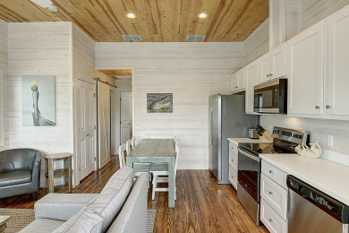 Lake House Island style bungalow. Community Pool! Close to the Beach!, , on Gulf of Mexico - Port Aransas in Texas - Lakehouse Vacation Rental - Lake Home for rent on LakeHouseVacations.com