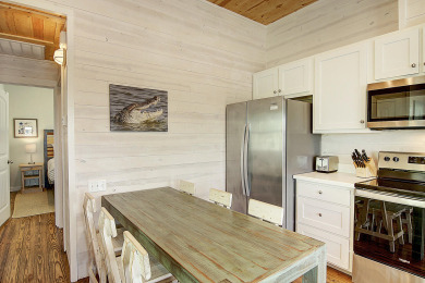 Lake House Island style bungalow. Community Pool! Close to the Beach!, , on Gulf of Mexico - Port Aransas in Texas - Lakehouse Vacation Rental - Lake Home for rent on LakeHouseVacations.com