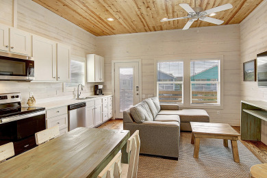 Lake House Island style bungalow. Community Pool! Close to the Beach!, , on Gulf of Mexico - Port Aransas in Texas - Lakehouse Vacation Rental - Lake Home for rent on LakeHouseVacations.com
