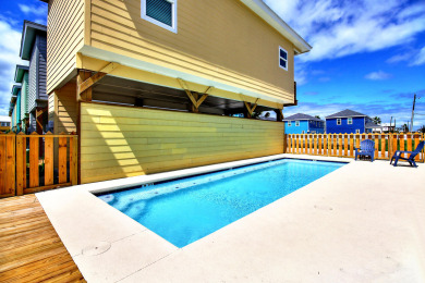 Lake House Island style bungalow. Community Pool! Close to the Beach!, , on Gulf of Mexico - Port Aransas in Texas - Lakehouse Vacation Rental - Lake Home for rent on LakeHouseVacations.com
