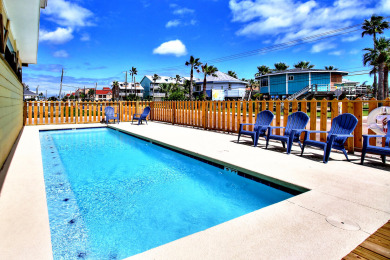 Lake House Island style bungalow. Community Pool! Close to the Beach!, , on Gulf of Mexico - Port Aransas in Texas - Lakehouse Vacation Rental - Lake Home for rent on LakeHouseVacations.com