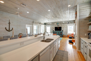 Lake House Spacious Port A home with a private heated pool!, , on Gulf of Mexico - Port Aransas in Texas - Lakehouse Vacation Rental - Lake Home for rent on LakeHouseVacations.com