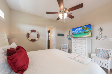 Lake House Charming retreat with private pool, and dog friendly!, , on Gulf of Mexico - Port Aransas in Texas - Lakehouse Vacation Rental - Lake Home for rent on LakeHouseVacations.com