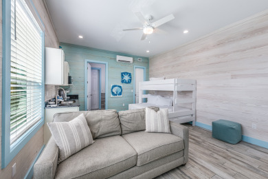 Lake House Charming retreat with private pool, and dog friendly!, , on Gulf of Mexico - Port Aransas in Texas - Lakehouse Vacation Rental - Lake Home for rent on LakeHouseVacations.com
