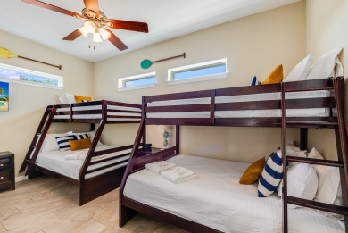Lake House Charming retreat with private pool, and dog friendly!, , on Gulf of Mexico - Port Aransas in Texas - Lakehouse Vacation Rental - Lake Home for rent on LakeHouseVacations.com