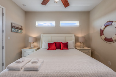 Lake House Charming retreat with private pool, and dog friendly!, , on Gulf of Mexico - Port Aransas in Texas - Lakehouse Vacation Rental - Lake Home for rent on LakeHouseVacations.com