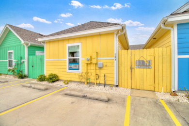 Lake House This is a fantastic condo in tropical Pirates Bay!, , on Gulf of Mexico - Port Aransas in Texas - Lakehouse Vacation Rental - Lake Home for rent on LakeHouseVacations.com