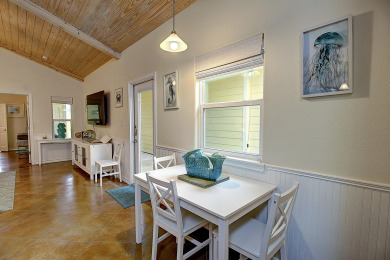 Lake House This is a fantastic condo in tropical Pirates Bay!, , on Gulf of Mexico - Port Aransas in Texas - Lakehouse Vacation Rental - Lake Home for rent on LakeHouseVacations.com