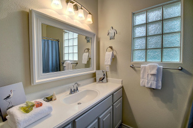 Lake House This is a fantastic condo in tropical Pirates Bay!, , on Gulf of Mexico - Port Aransas in Texas - Lakehouse Vacation Rental - Lake Home for rent on LakeHouseVacations.com