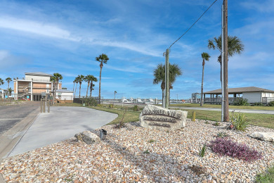 Lake House Gated Complex Heated Pool Lighted Fishing Pier , , on Gulf of Mexico - Port Aransas in Texas - Lakehouse Vacation Rental - Lake Home for rent on LakeHouseVacations.com