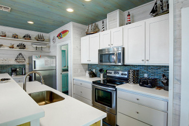Lake House Come & play at Pirates Cove! Gated community, 2 Pools, Close to the beach! , , on Gulf of Mexico - Port Aransas in Texas - Lakehouse Vacation Rental - Lake Home for rent on LakeHouseVacations.com