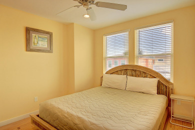 Lake House Come & play at Pirates Cove! Gated community, 2 Pools, Close to the beach! , , on Gulf of Mexico - Port Aransas in Texas - Lakehouse Vacation Rental - Lake Home for rent on LakeHouseVacations.com
