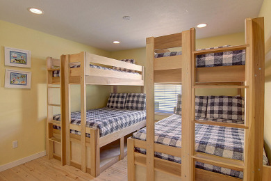 Lake House Come & play at Pirates Cove! Gated community, 2 Pools, Close to the beach! , , on Gulf of Mexico - Port Aransas in Texas - Lakehouse Vacation Rental - Lake Home for rent on LakeHouseVacations.com