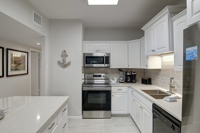 Lake House Fabulous upscale Channelview Condo Lighted Fishing Pier Heated Pool, , on Gulf of Mexico - Port Aransas in Texas - Lakehouse Vacation Rental - Lake Home for rent on LakeHouseVacations.com