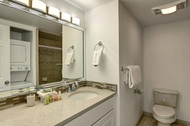 Lake House Fabulous upscale Channelview Condo Lighted Fishing Pier Heated Pool, , on Gulf of Mexico - Port Aransas in Texas - Lakehouse Vacation Rental - Lake Home for rent on LakeHouseVacations.com