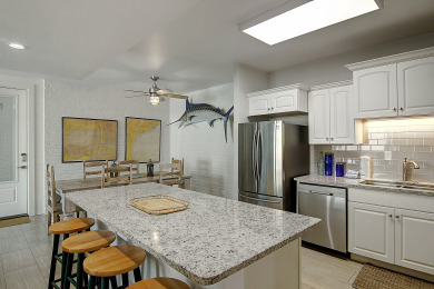 Lake House Spacious condo with ship channel view & private pier! , , on Gulf of Mexico - Port Aransas in Texas - Lakehouse Vacation Rental - Lake Home for rent on LakeHouseVacations.com
