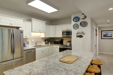Lake House Spacious condo with ship channel view & private pier! , , on Gulf of Mexico - Port Aransas in Texas - Lakehouse Vacation Rental - Lake Home for rent on LakeHouseVacations.com