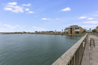 Lake House Spacious and upscale condo heated community pool!, , on Gulf of Mexico - Port Aransas in Texas - Lakehouse Vacation Rental - Lake Home for rent on LakeHouseVacations.com