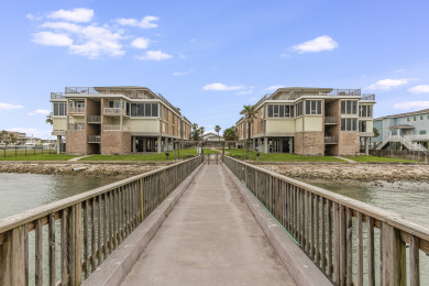 Lake House Spacious and upscale condo heated community pool!, , on Gulf of Mexico - Port Aransas in Texas - Lakehouse Vacation Rental - Lake Home for rent on LakeHouseVacations.com