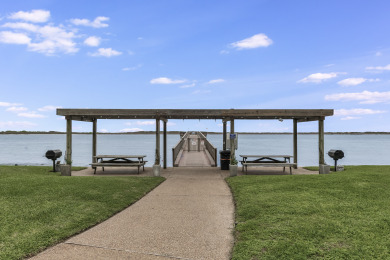 Lake House Spacious and upscale condo heated community pool!, , on Gulf of Mexico - Port Aransas in Texas - Lakehouse Vacation Rental - Lake Home for rent on LakeHouseVacations.com