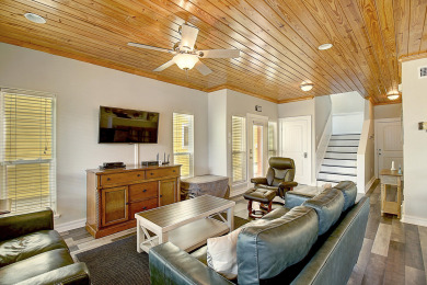 Lake House Fantastic home, 2 Heated Pools, Gated Subdivision! Close to the Beach!, , on Gulf of Mexico - Port Aransas in Texas - Lakehouse Vacation Rental - Lake Home for rent on LakeHouseVacations.com