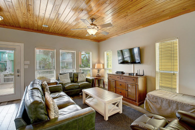 Lake House Fantastic home, 2 Heated Pools, Gated Subdivision! Close to the Beach!, , on Gulf of Mexico - Port Aransas in Texas - Lakehouse Vacation Rental - Lake Home for rent on LakeHouseVacations.com