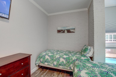 Lake House Fabulous upscale Channelview Condo Lighted Fishing Pier Heated Pool, , on Gulf of Mexico - Port Aransas in Texas - Lakehouse Vacation Rental - Lake Home for rent on LakeHouseVacations.com