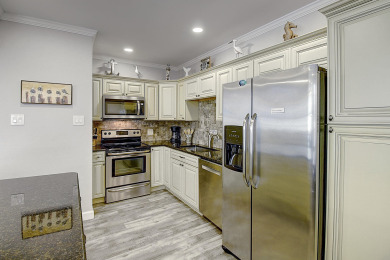 Lake House Fabulous upscale Channelview Condo Lighted Fishing Pier Heated Pool, , on Gulf of Mexico - Port Aransas in Texas - Lakehouse Vacation Rental - Lake Home for rent on LakeHouseVacations.com