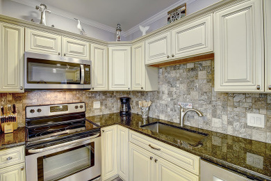 Lake House Fabulous upscale Channelview Condo Lighted Fishing Pier Heated Pool, , on Gulf of Mexico - Port Aransas in Texas - Lakehouse Vacation Rental - Lake Home for rent on LakeHouseVacations.com
