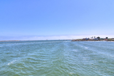 Lake House Fabulous upscale Channelview Condo Lighted Fishing pier Heated pool, , on Gulf of Mexico - Port Aransas in Texas - Lakehouse Vacation Rental - Lake Home for rent on LakeHouseVacations.com