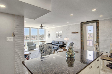 Lake House Fabulous upscale Channelview Condo Lighted Fishing pier Heated pool, , on Gulf of Mexico - Port Aransas in Texas - Lakehouse Vacation Rental - Lake Home for rent on LakeHouseVacations.com