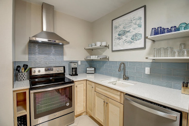 Lake House Spectacular condo with a HEATED community pool and a private pier!, , on Gulf of Mexico - Port Aransas in Texas - Lakehouse Vacation Rental - Lake Home for rent on LakeHouseVacations.com