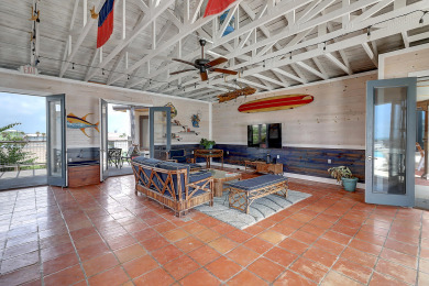 Lake House Charming condo with a great view! Heated Pool, , on Gulf of Mexico - Port Aransas in Texas - Lakehouse Vacation Rental - Lake Home for rent on LakeHouseVacations.com