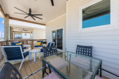 Lake House Fisherman's Paradise with ample room to park your boat in the garage!, , on Gulf of Mexico - Port Aransas in Texas - Lakehouse Vacation Rental - Lake Home for rent on LakeHouseVacations.com