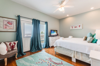 Lake House Fisherman's Paradise with ample room to park your boat in the garage!, , on Gulf of Mexico - Port Aransas in Texas - Lakehouse Vacation Rental - Lake Home for rent on LakeHouseVacations.com
