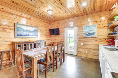 Lake House Adorable coastal home, Community pool, short drive to beach!, , on Gulf of Mexico - Port Aransas in Texas - Lakehouse Vacation Rental - Lake Home for rent on LakeHouseVacations.com