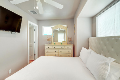 Lake House Adorable coastal home, Community pool, short drive to beach!, , on Gulf of Mexico - Port Aransas in Texas - Lakehouse Vacation Rental - Lake Home for rent on LakeHouseVacations.com