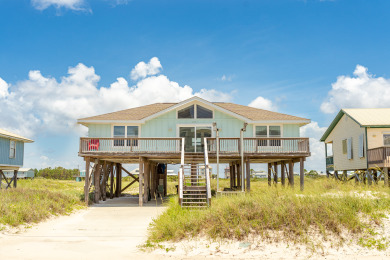 Lake House Updated House - Steps From the Beach - Fort Morgan - Signature Properties, , on Gulf of Mexico - Fort Morgan in Alabama - Lakehouse Vacation Rental - Lake Home for rent on LakeHouseVacations.com