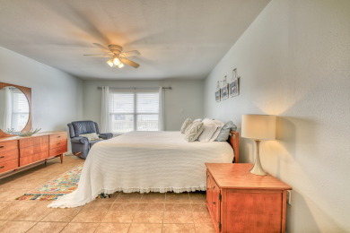 Lake House Updated House - Steps From the Beach - Fort Morgan - Signature Properties, , on Gulf of Mexico - Fort Morgan in Alabama - Lakehouse Vacation Rental - Lake Home for rent on LakeHouseVacations.com