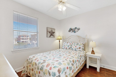 Lake House Chill Out - Sleeps 15 - Morgan Town - Fort Morgan - Signature Properties, , on Gulf of Mexico - Fort Morgan in Alabama - Lakehouse Vacation Rental - Lake Home for rent on LakeHouseVacations.com