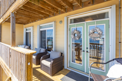 Lake House New Listing! Blue Views - Beautiful Waterfront Townhome At Southwind Marina, , on Gulf of Mexico - Pensacola in Florida - Lakehouse Vacation Rental - Lake Home for rent on LakeHouseVacations.com