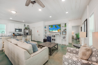 Lake House Lovely pet friendly home in Village Walk! Gated community! 2 Heated pools! , , on Gulf of Mexico - Port Aransas in Texas - Lakehouse Vacation Rental - Lake Home for rent on LakeHouseVacations.com